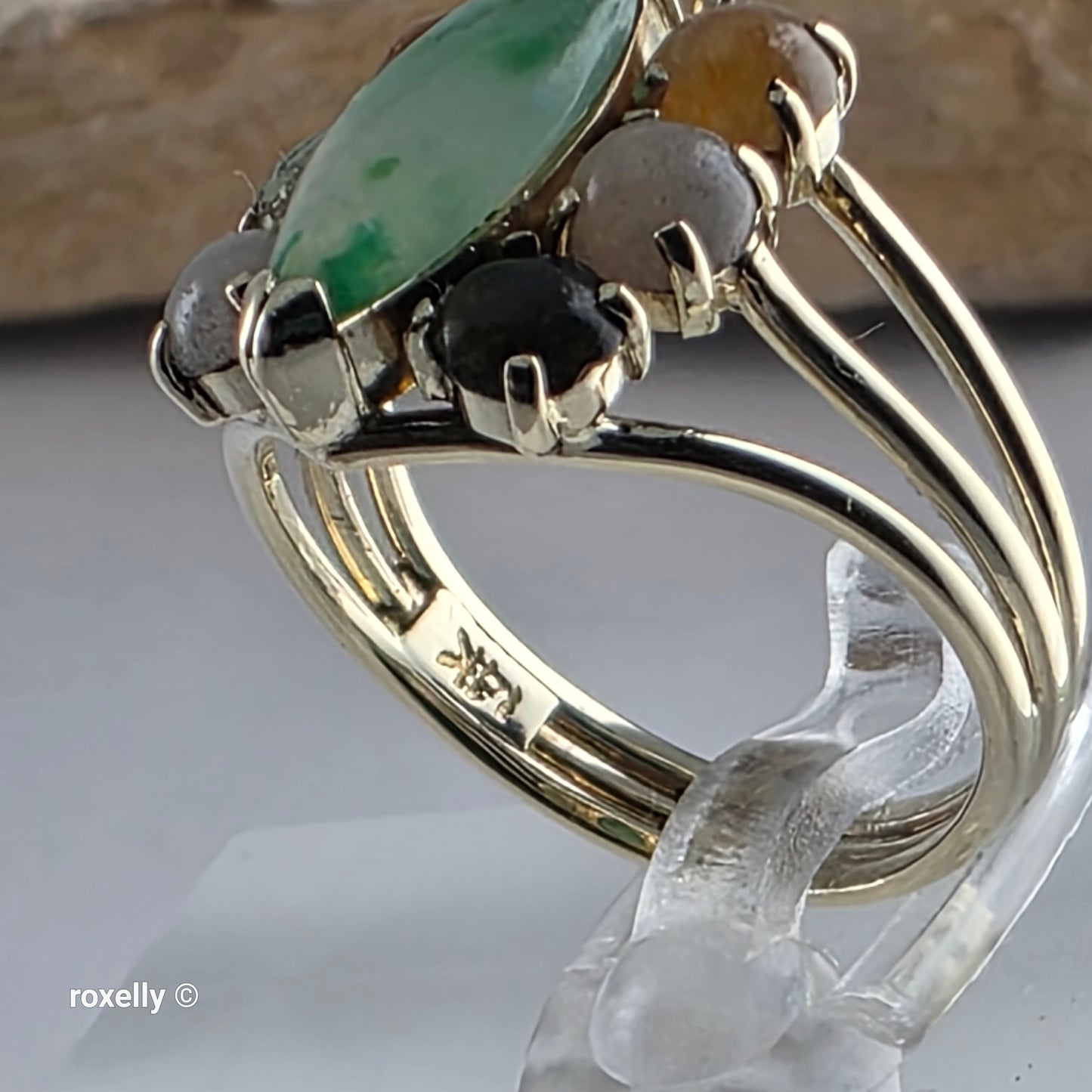 14K Yellow Gold Multi-Tone Jade Gemstones Ring Size 5.25 - Solid Gold