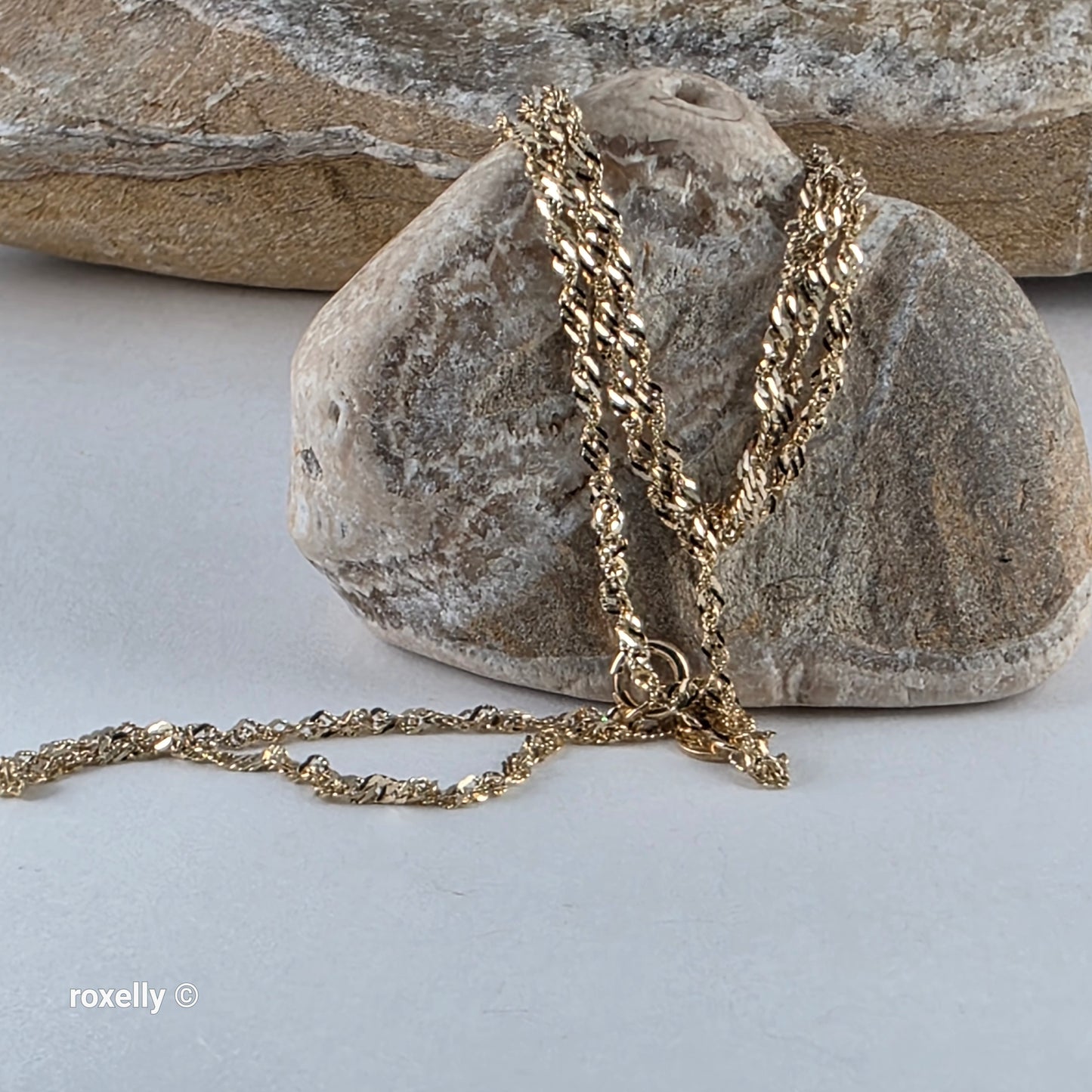14K Yellow Gold Singapore Link Chain Necklace – Lightweight!