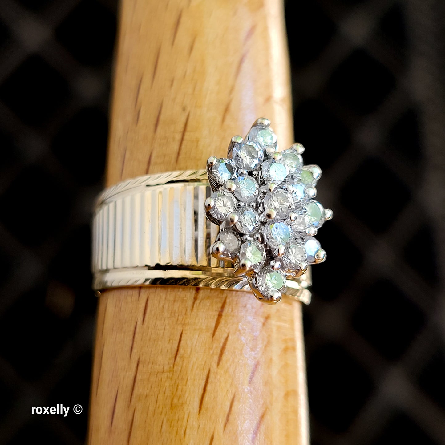 14K Yellow Gold Natural Diamonds Cluster Ring Size 7.75 - Solid Gold