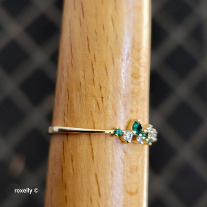 14K Yellow Gold Emeralds & Genuine Diamonds Dainty Lightweight Ring Size 8.5