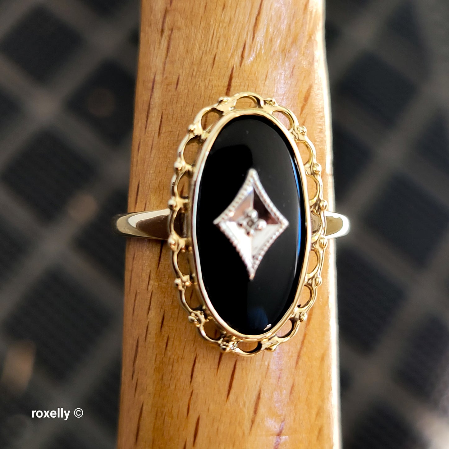 10K Yellow Gold Onyx and Diamond Art Deco Ring Size 7, and Earrings