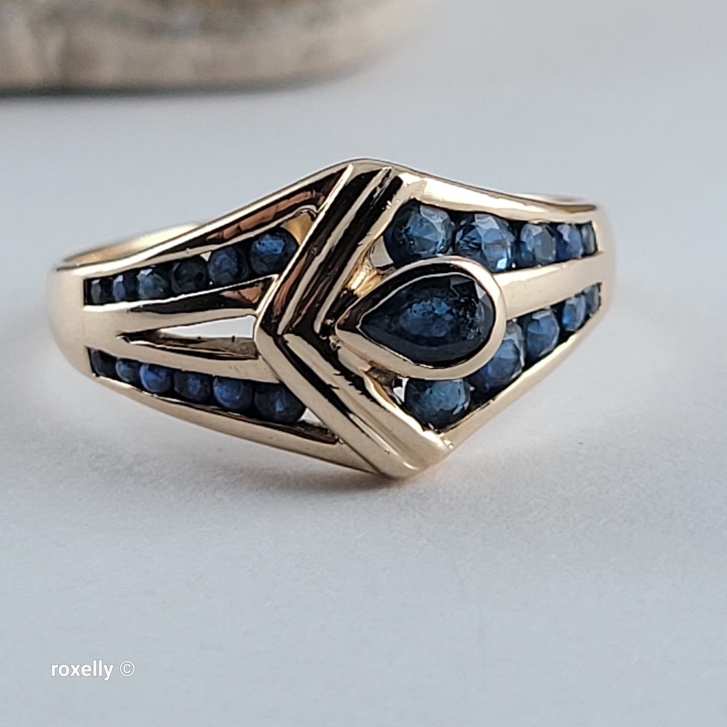 14K Yellow Gold Blue Sapphires Ring Size 8 - Solid Gold
