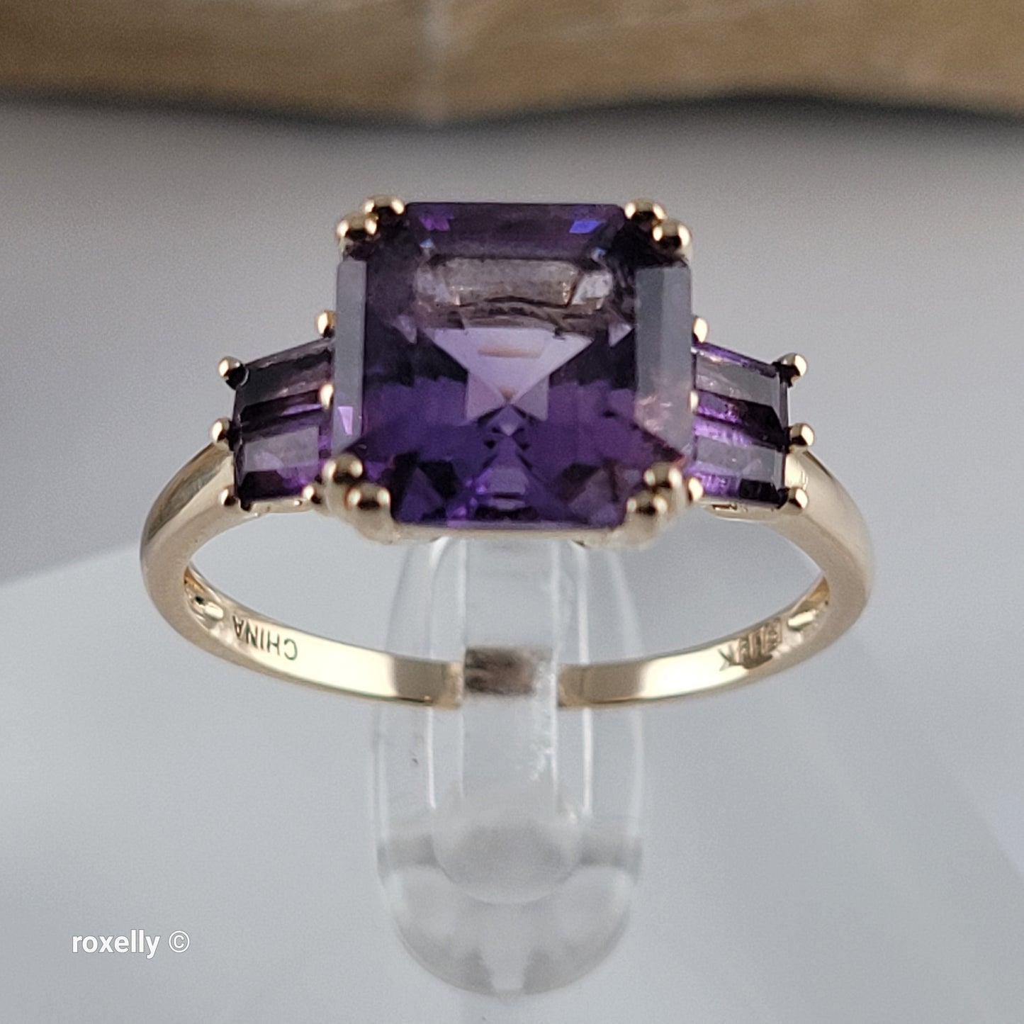 14K Yellow Gold Purple Amethyst Cocktail Ring Size 11 - Solid Gold