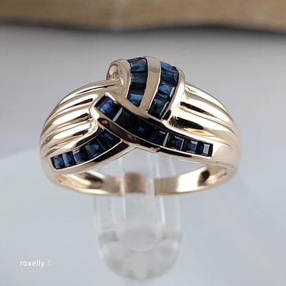 14K Yellow Gold Dark Blue Sapphire Dome Ring Size 7 - Solid Gold