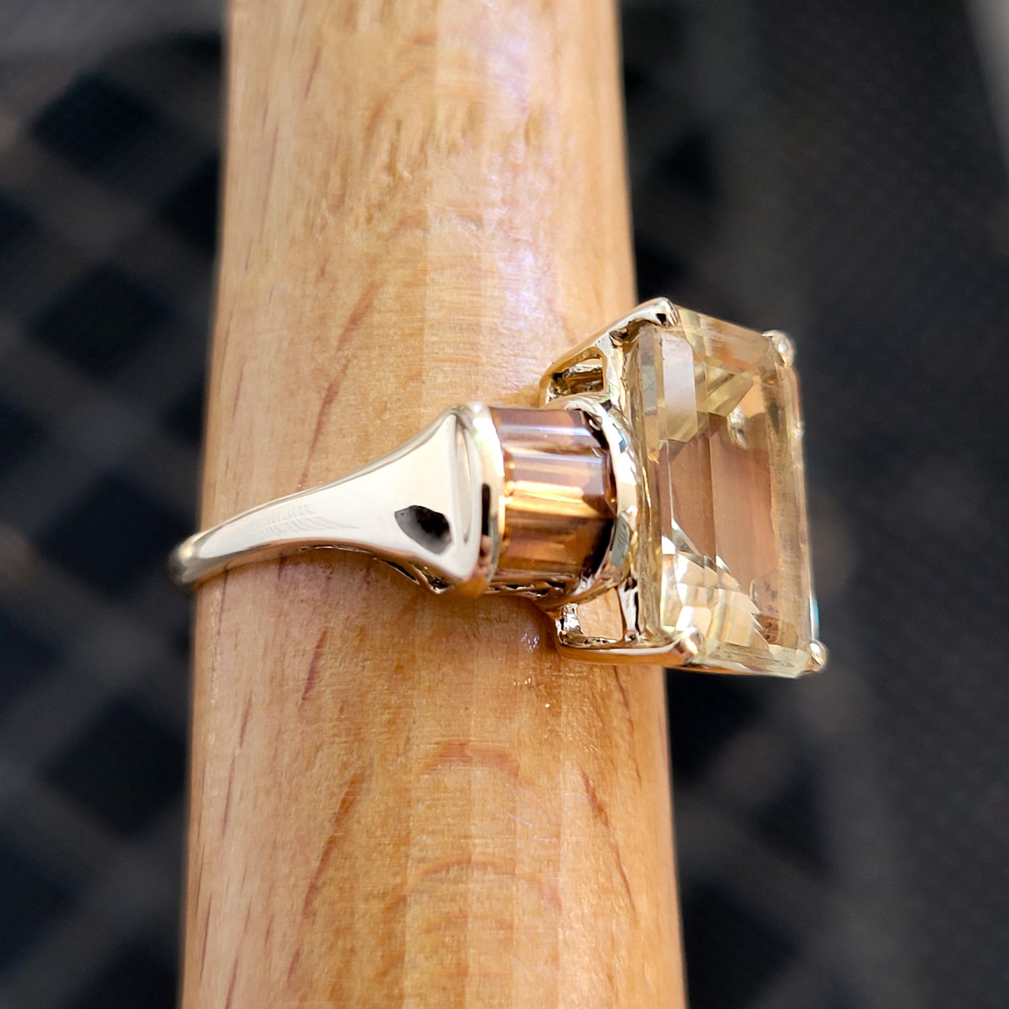 14K Yellow Gold Quartz and Citrine Ring Size 6.75 - Solid Gold