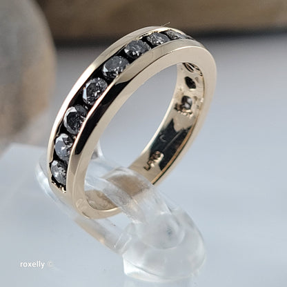 14K Yellow Gold Genuine Diamonds Band Ring Size 5.5 - Solid Gold