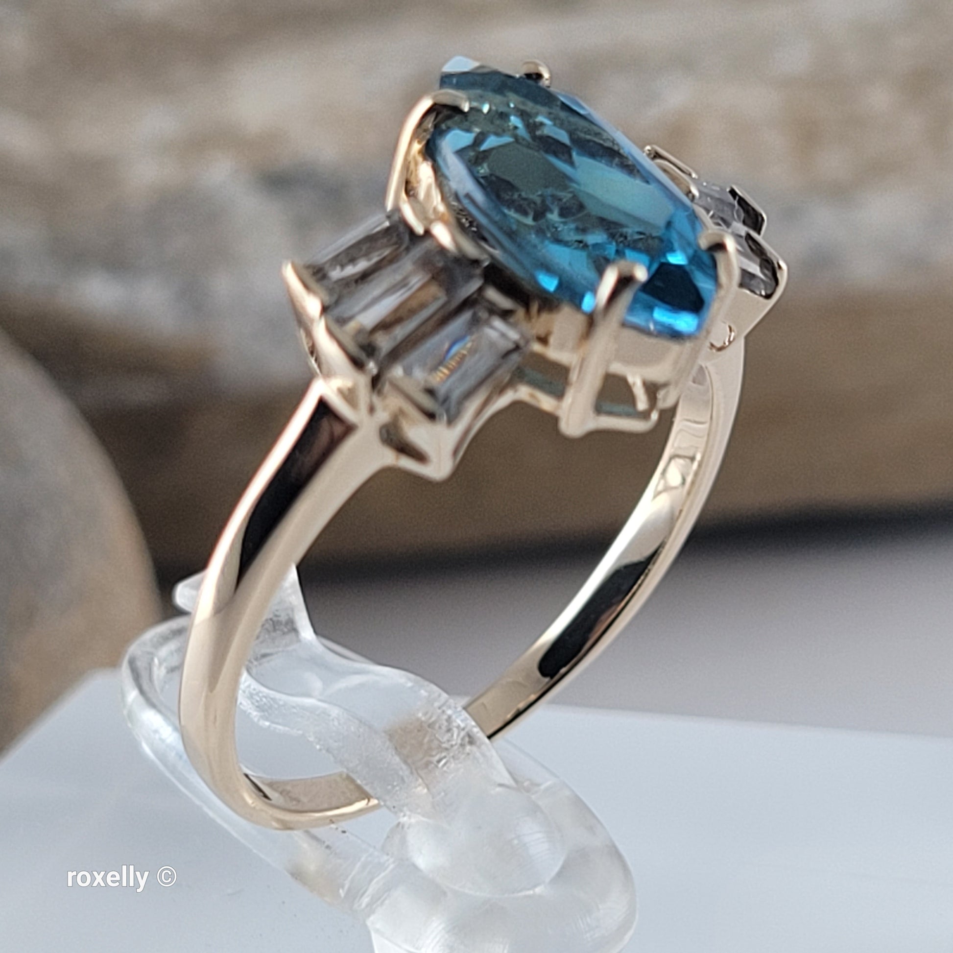 14K Yellow Gold Blue Topaz & Aquamarine Cocktail Ring Size 8 - Solid Gold - view 2