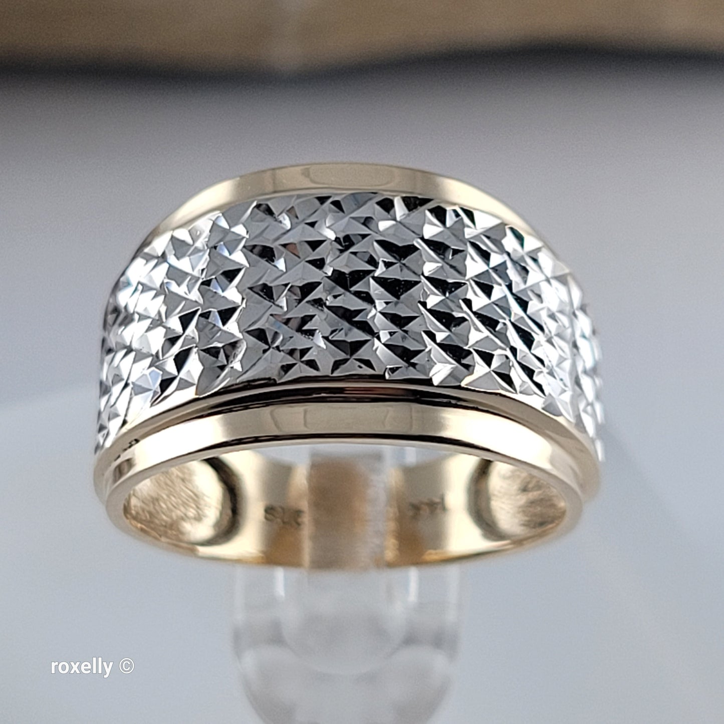 14K Two-Tone Gold Diamond-Cut Band Ring Size 4.75 - Solid Gold - view 3