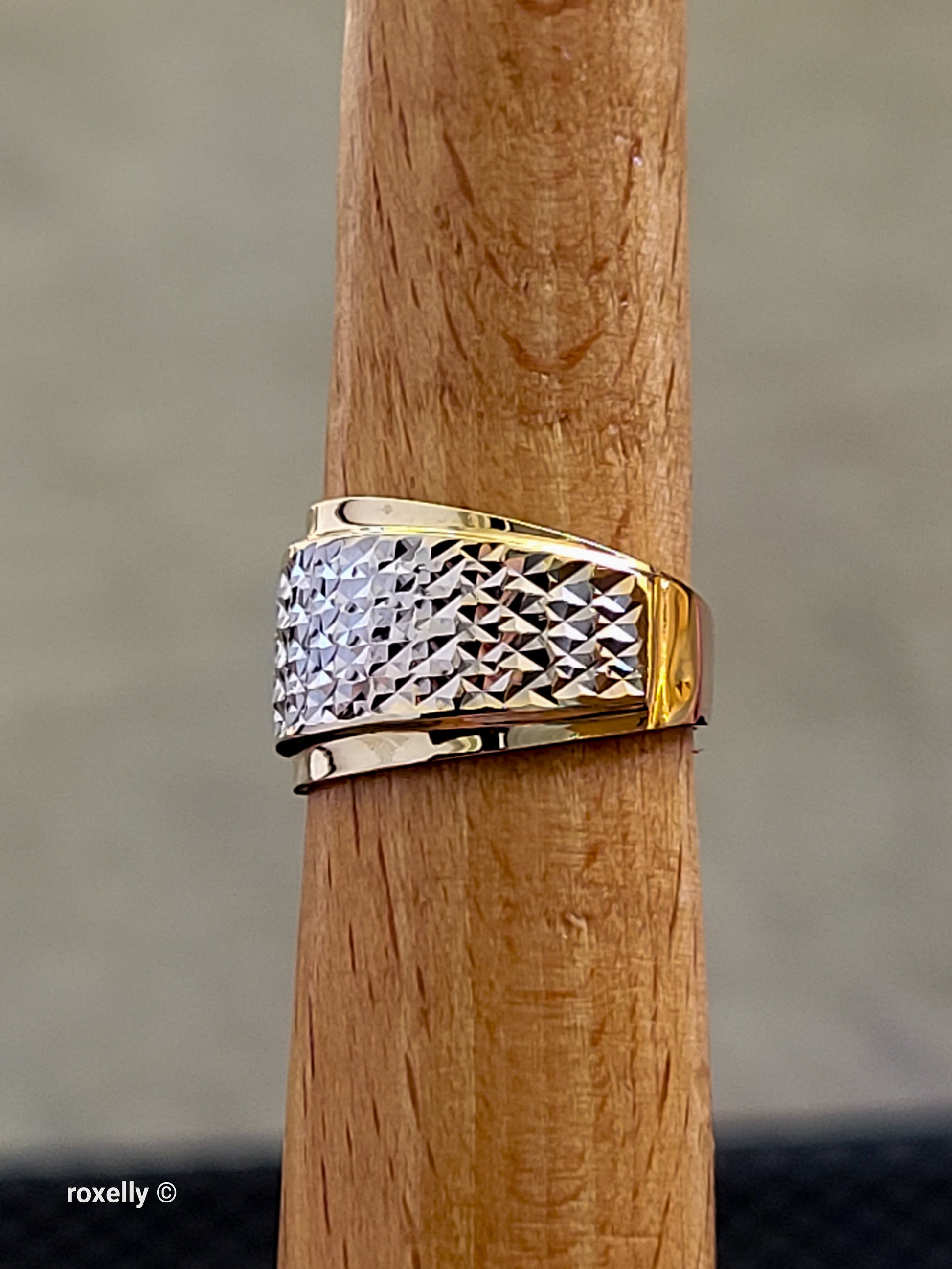14K Two-Tone Gold Diamond-Cut Band Ring Size 4.75 - Solid Gold - view 11
