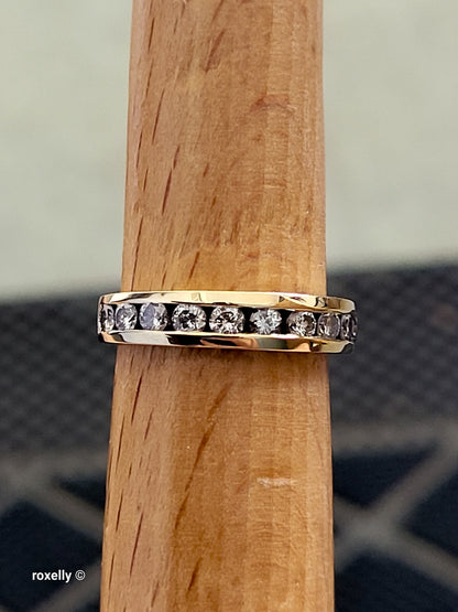 14K Yellow Gold Genuine Diamonds Band Ring Size 5.5 - Solid Gold