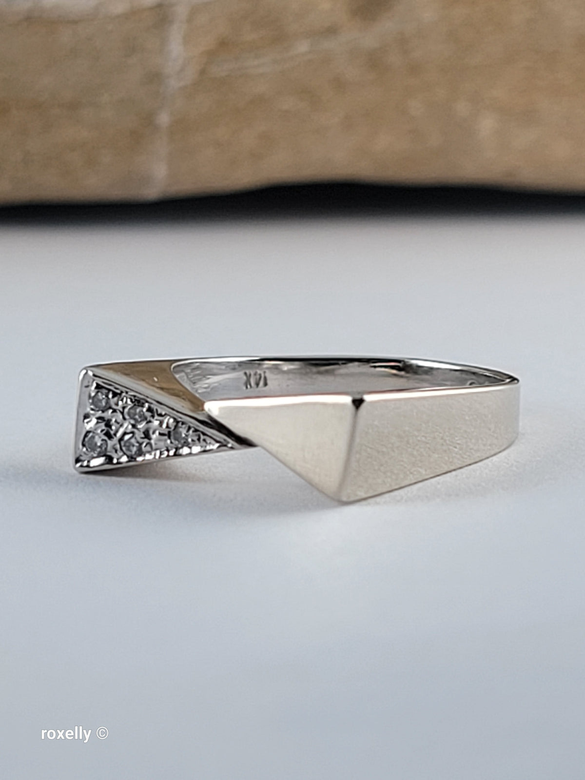 14K White Gold Genuine Diamond Geometric Triangle Ring Size 6 - Solid Gold