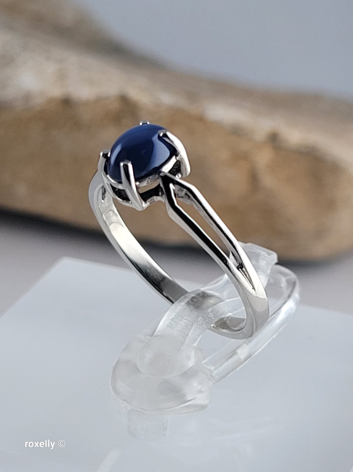 10K White Gold Blue Sapphire Star Ring Size 4.75 - Solid Gold!