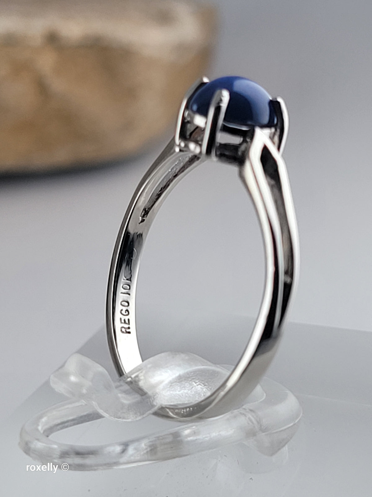 10K White Gold Blue Sapphire Star Ring Size 4.75 - Solid Gold!