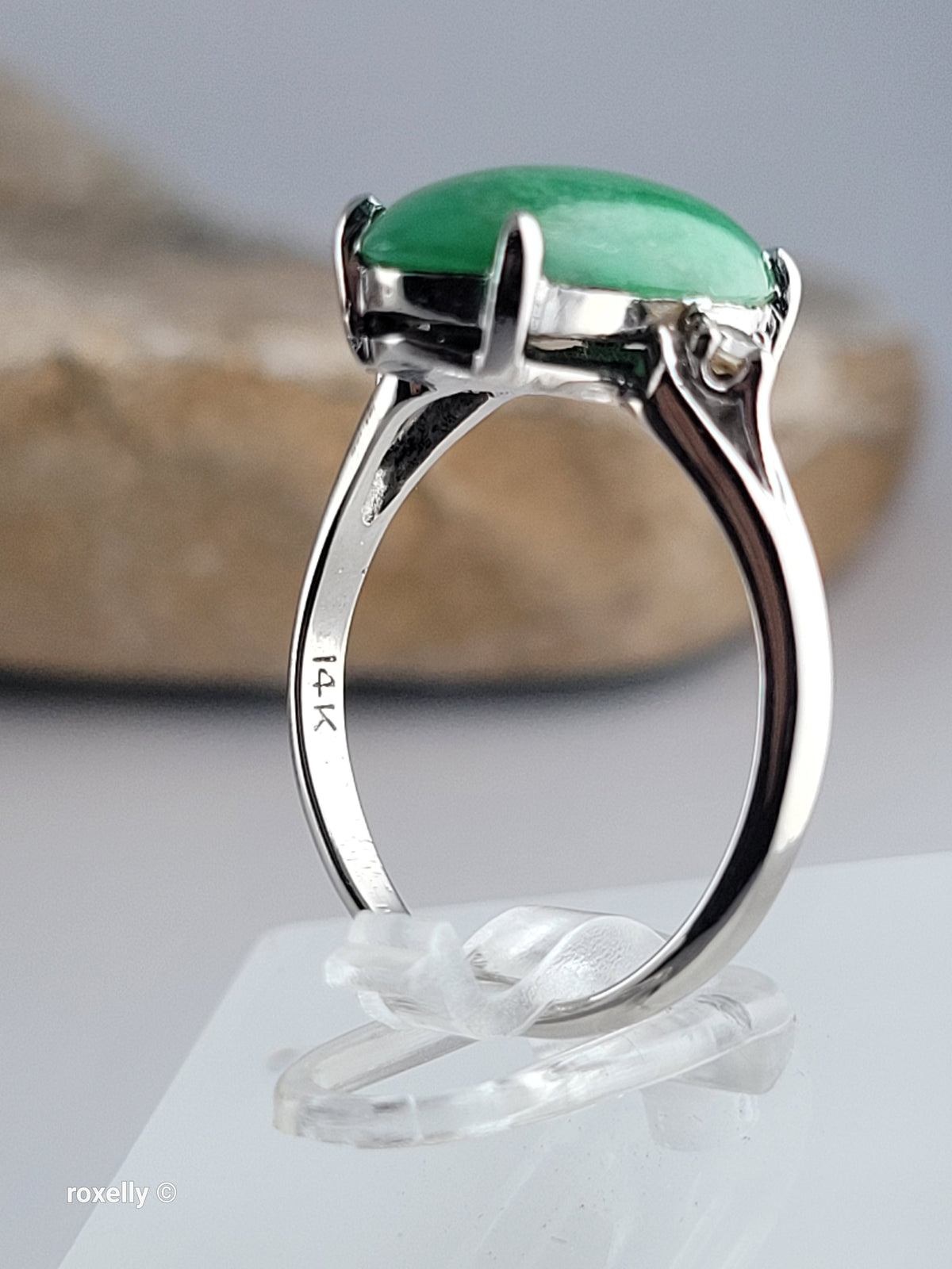 14K White Gold Jade and Genuine Diamond Ring Size 7.25 - Solid Gold