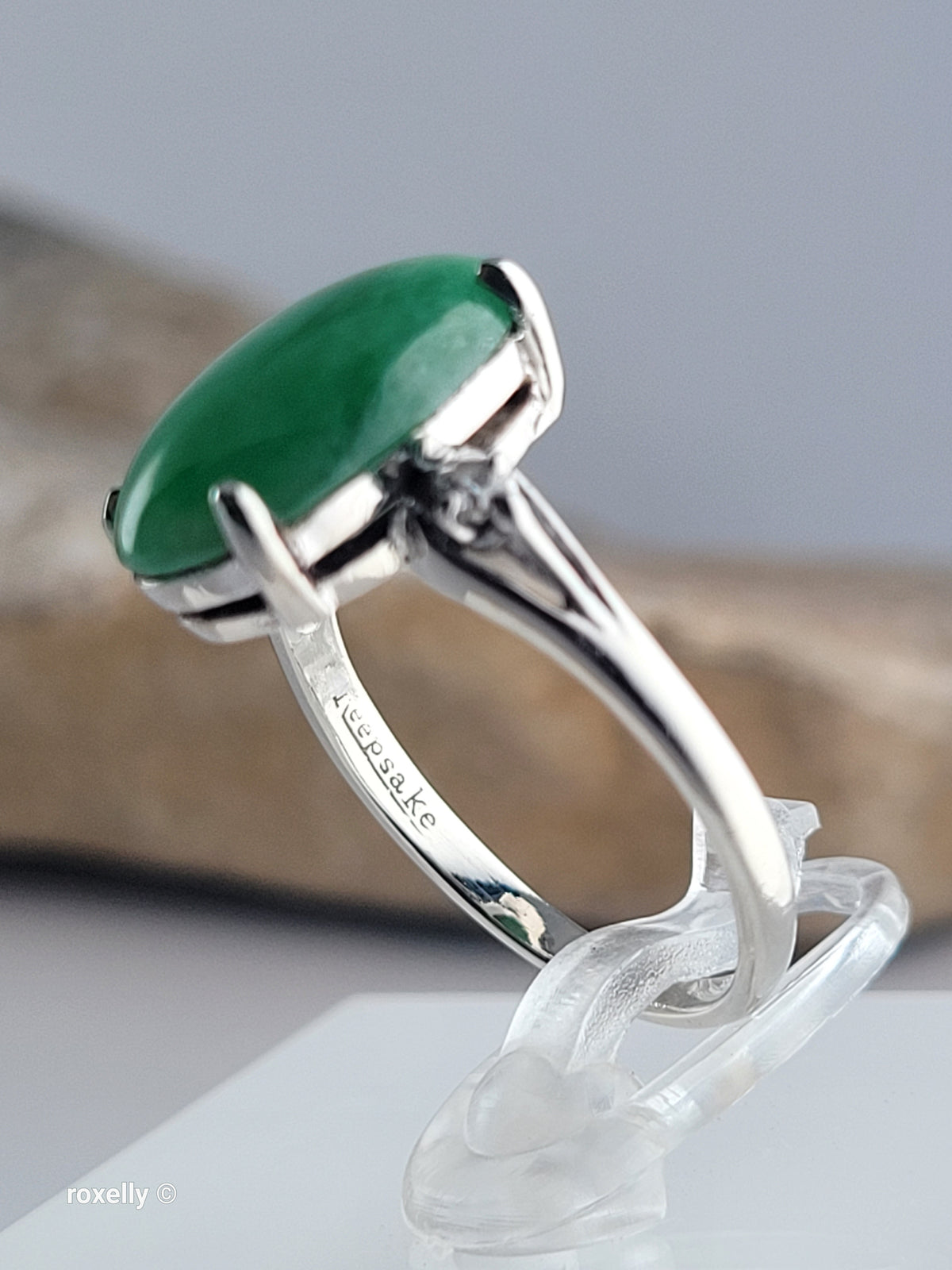 14K White Gold Jade and Genuine Diamond Ring Size 7.25 - Solid Gold