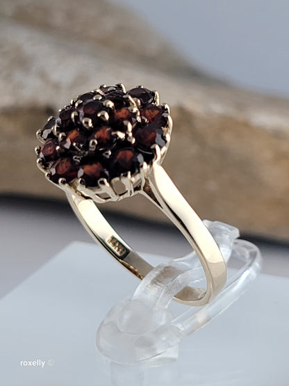 14K Yellow Gold Garnet Cluster Ring Size 6.25 - Solid Gold