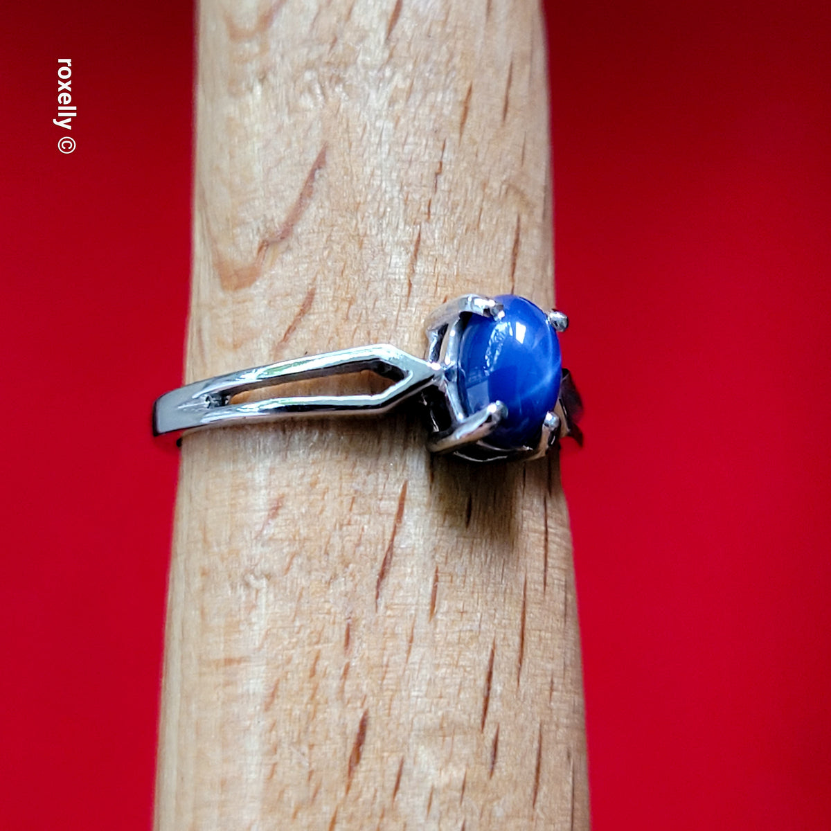 10K White Gold Blue Sapphire Star Ring Size 4.75 - Solid Gold!