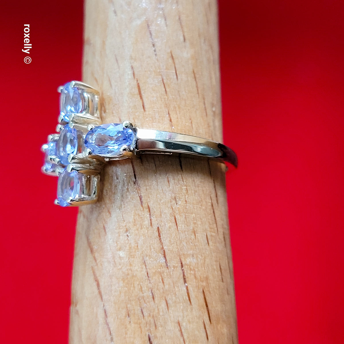 10K Yellow Gold Cross-Shaped Tanzanite Gemstone Ring Size 4.75 - Solid Gold