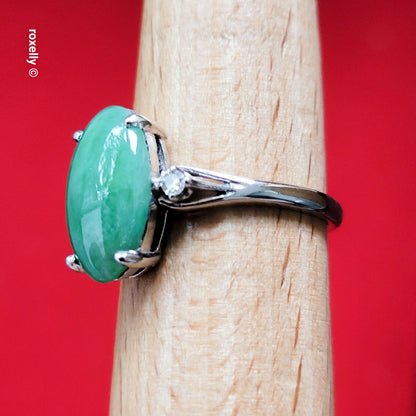 14K White Gold Jade and Genuine Diamond Ring Size 7.25 - Solid Gold
