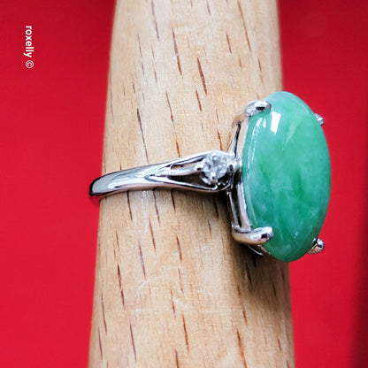 14K White Gold Jade and Genuine Diamond Ring Size 7.25 - Solid Gold