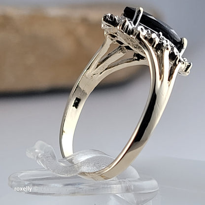10K Yellow Gold Onyx and Genuine Diamond Ring Size 6 - Solid Gold