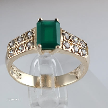 14K Yellow Gold Emerald and White Quartz Ring Size 6.5 - Solid Gold