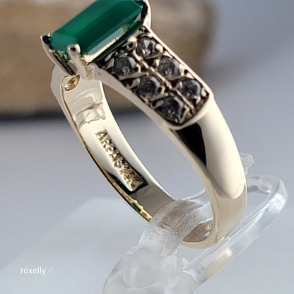 14K Yellow Gold Emerald and White Quartz Ring Size 6.5 - Solid Gold