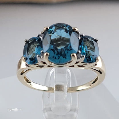 14K Yellow Gold Blue Topaz and Genuine Diamond Ring Size 8 - Solid Gold