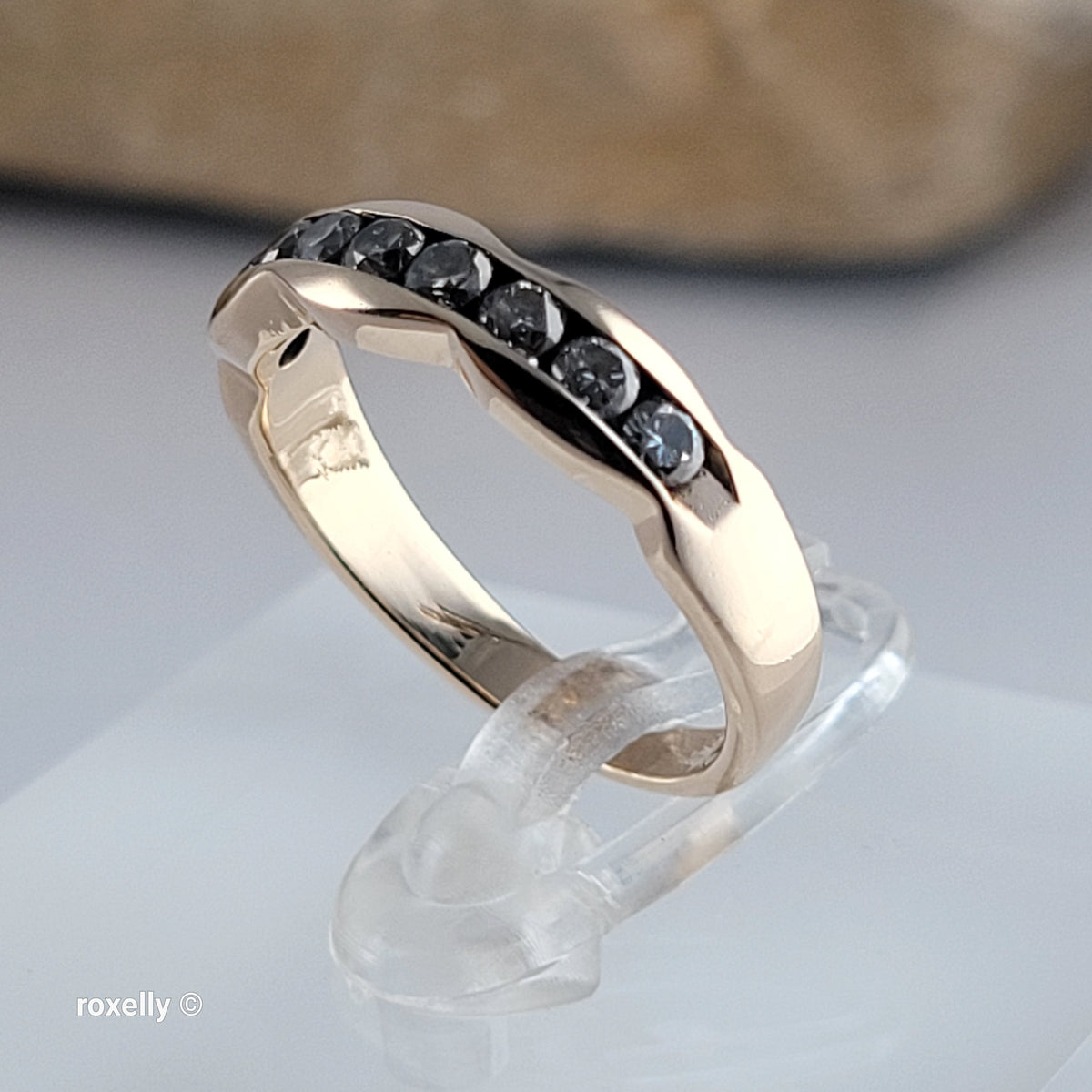 14K Yellow Gold Genuine Diamond Band Ring Size 6.5 - Solid Gold!
