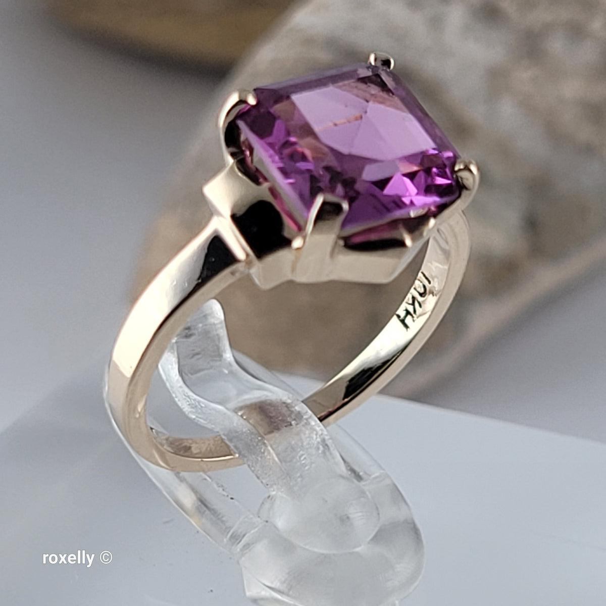 10K Yellow Gold Pink Sapphire Ring Size 4.75 - Solid Gold!