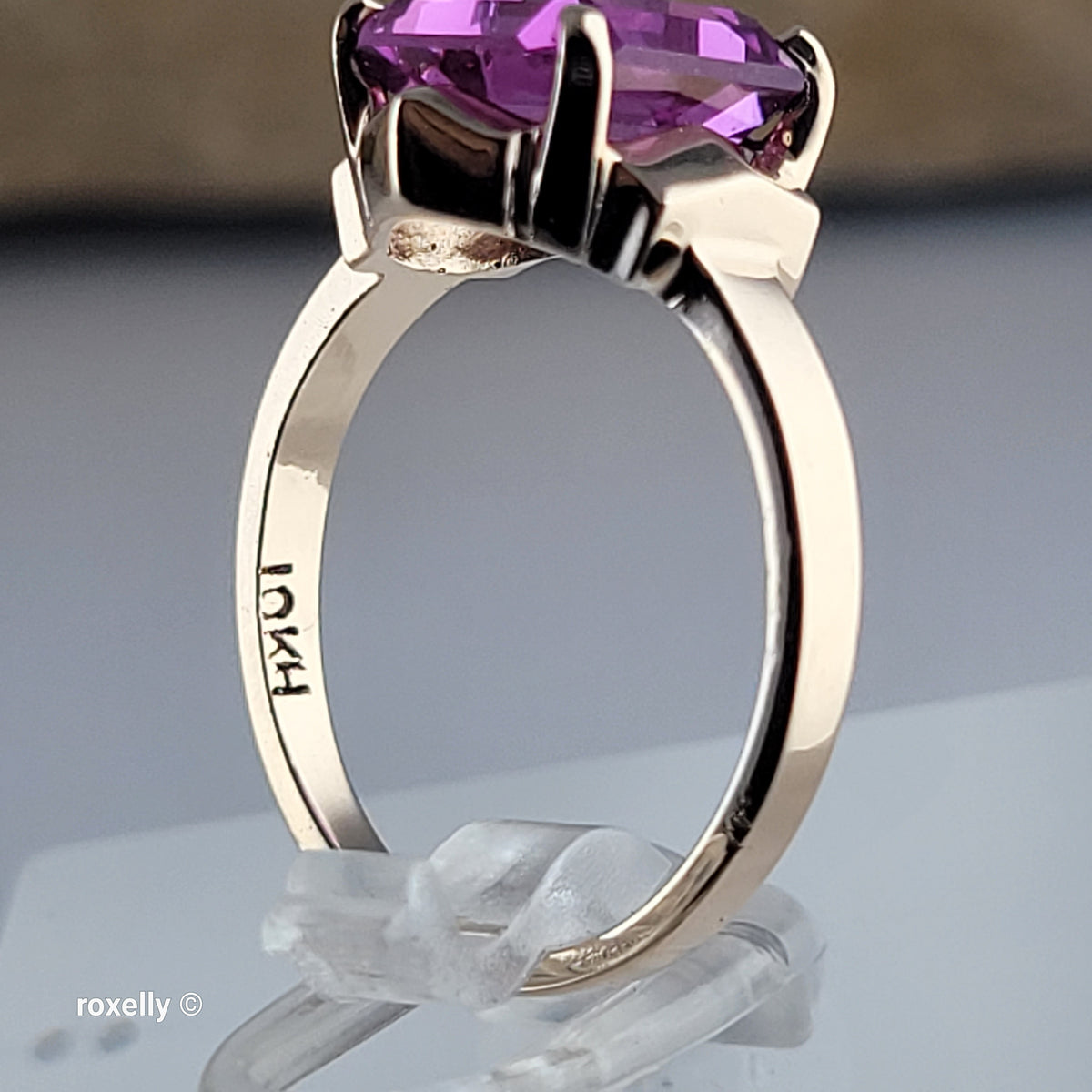 10K Yellow Gold Pink Sapphire Ring Size 4.75 - Solid Gold!