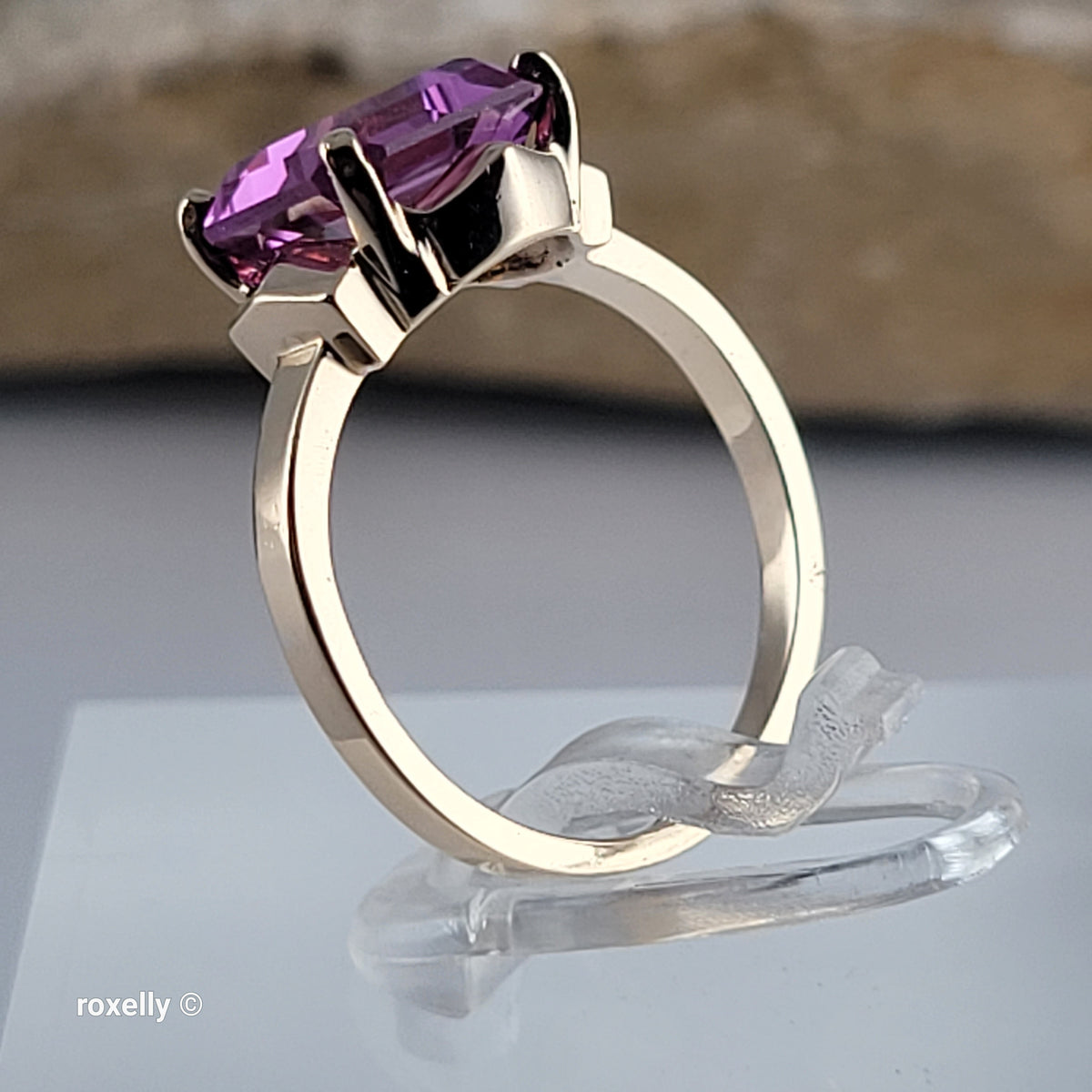 10K Yellow Gold Pink Sapphire Ring Size 4.75 - Solid Gold!
