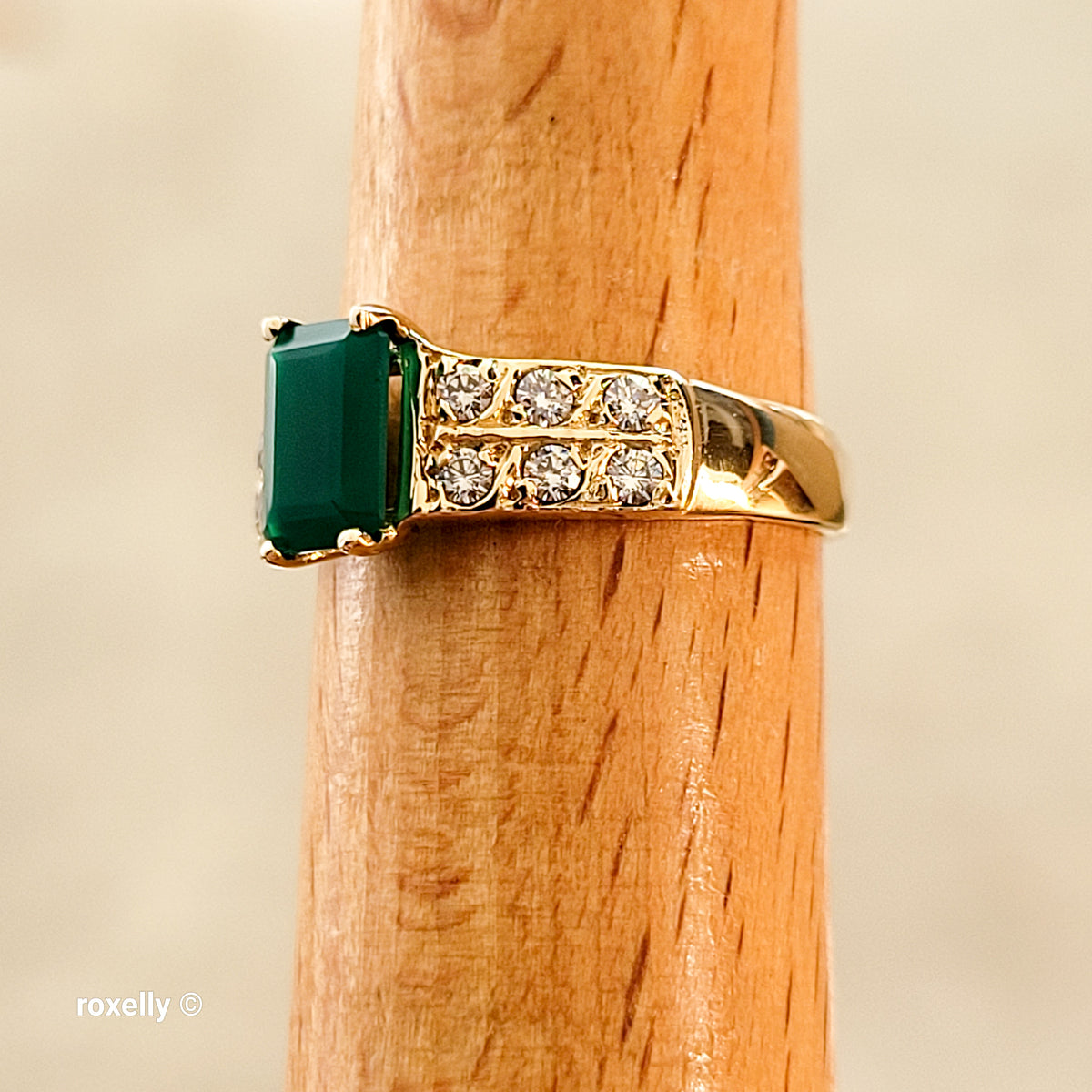 14K Yellow Gold Emerald and White Quartz Ring Size 6.5 - Solid Gold
