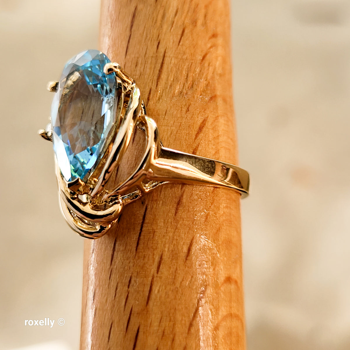 14K Yellow Gold Blue Topaz and Genuine Diamond Ring Size 6.5 - Solid Gold
