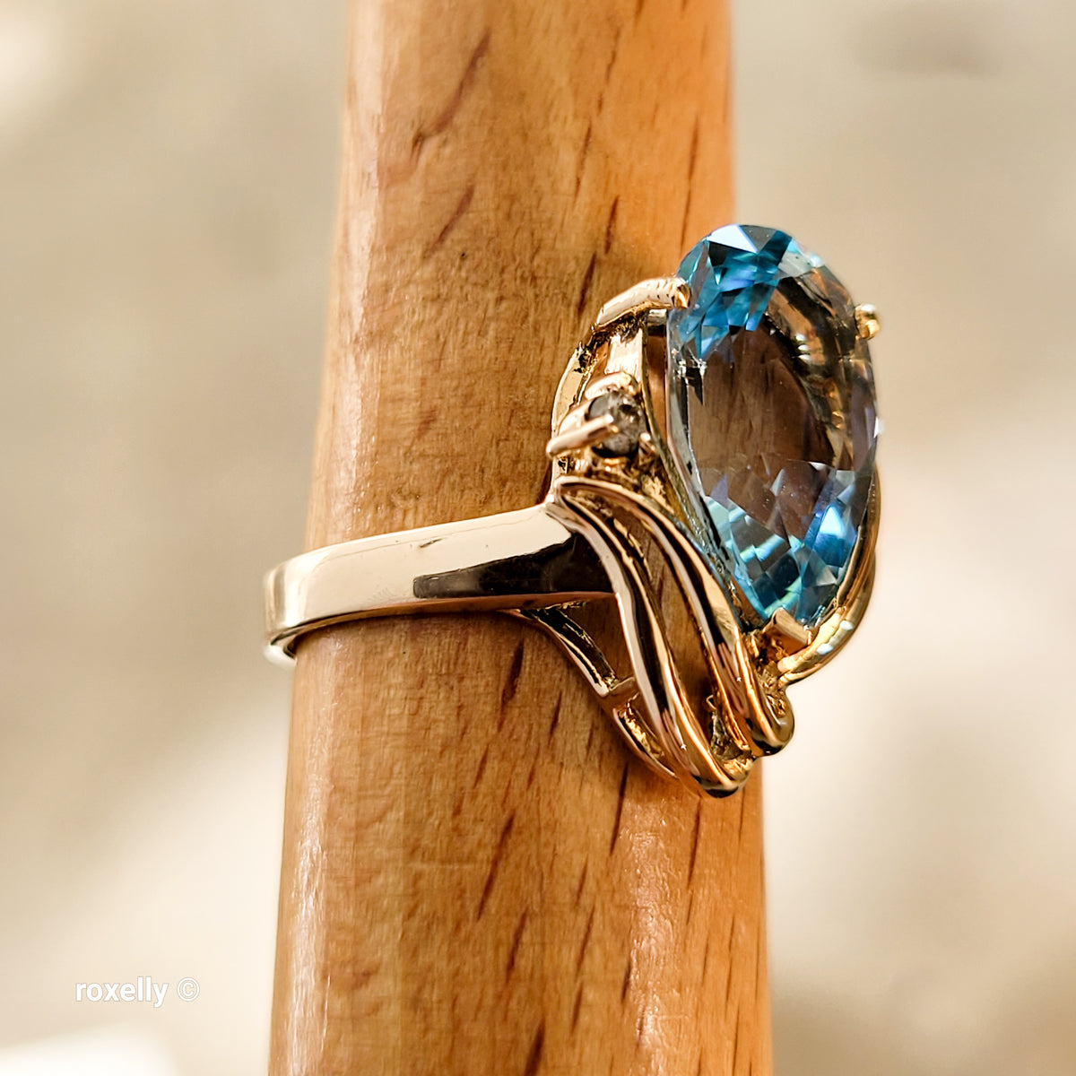 14K Yellow Gold Blue Topaz and Genuine Diamond Ring Size 6.5 - Solid Gold