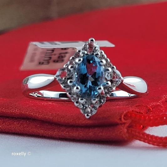 14K White Gold Blue and White Topaz Ring Size 6.75 - Solid Gold
