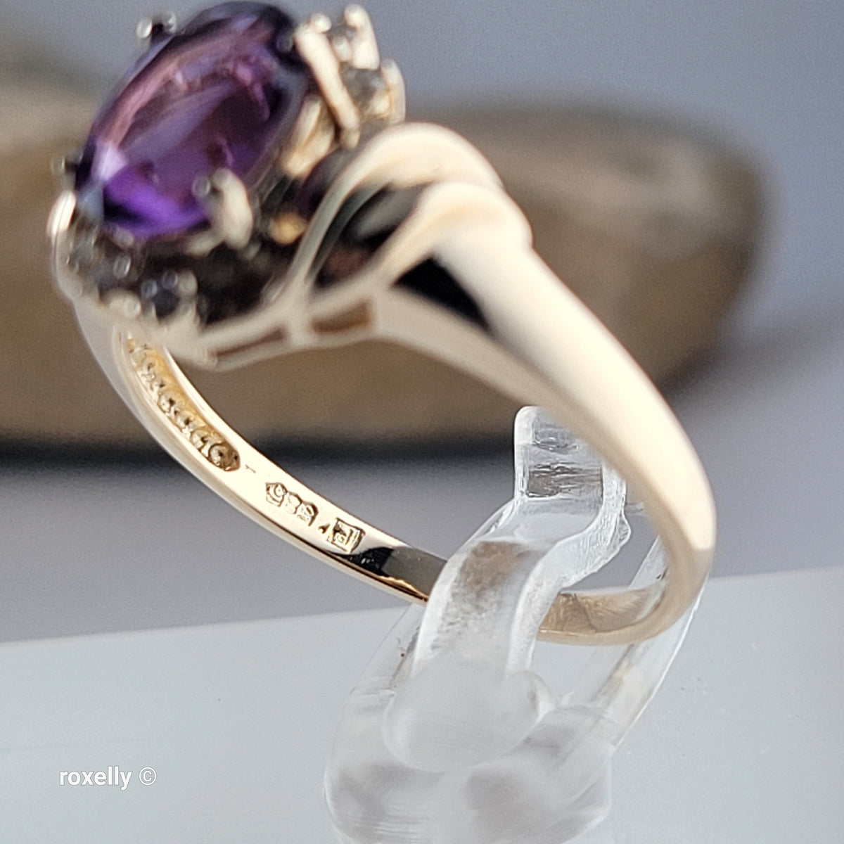 14K Yellow Gold Purple Amethyst and Genuine Diamond Ring Size 7.5 - Solid Gold