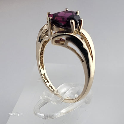 10K Yellow Gold Red Garnet Bypass Ring Size 5.5 - Solid Gold