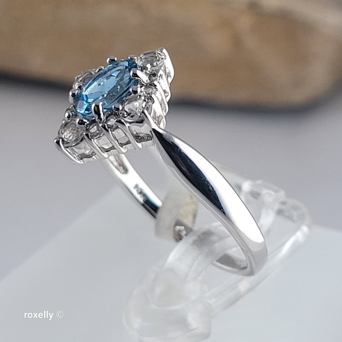 14K White Gold Blue and White Topaz Ring Size 6.75 - Solid Gold