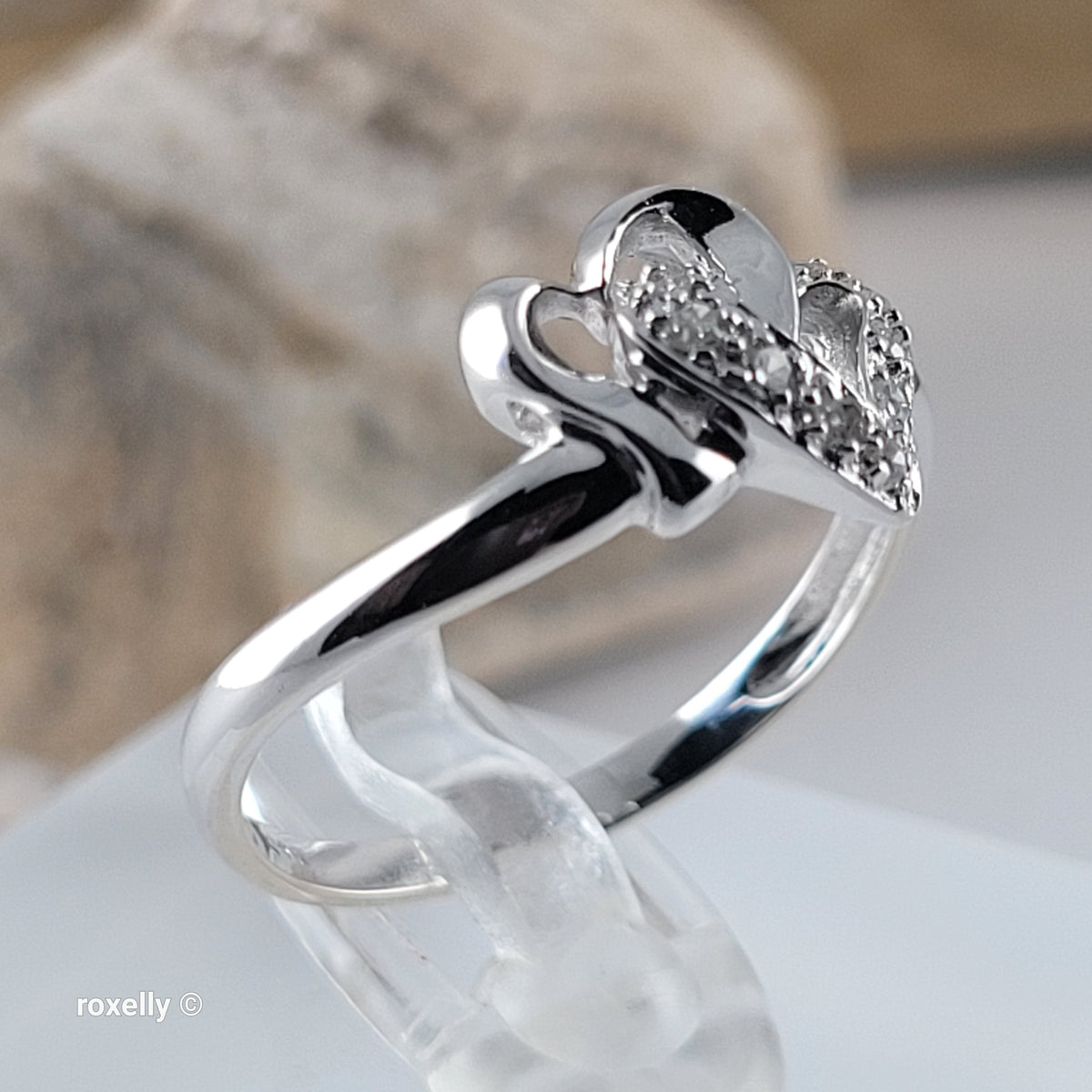 14K White Gold Intertwined Hearts Genuine Diamond Ring Size 7 - Solid Gold!