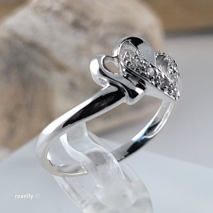 14K White Gold Intertwined Hearts Genuine Diamond Ring Size 7 - Solid Gold!
