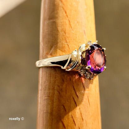 14K Yellow Gold Purple Amethyst and Genuine Diamond Ring Size 7.5 - Solid Gold