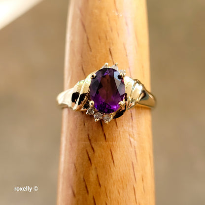 14K Yellow Gold Purple Amethyst and Genuine Diamond Ring Size 7.5 - Solid Gold