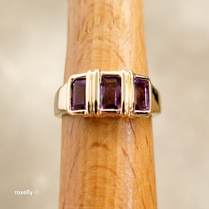 14K Yellow Gold Purple Amethyst Gemstones Ring Size 6.5 - Solid Gold