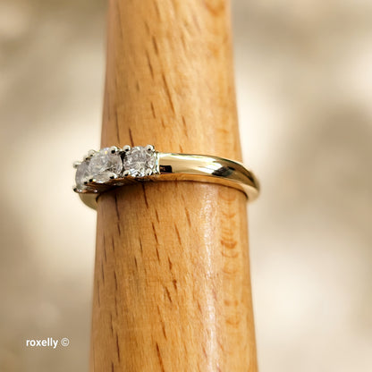 14K Yellow Gold Genuine Diamonds Band Ring Size 7 - Solid Gold