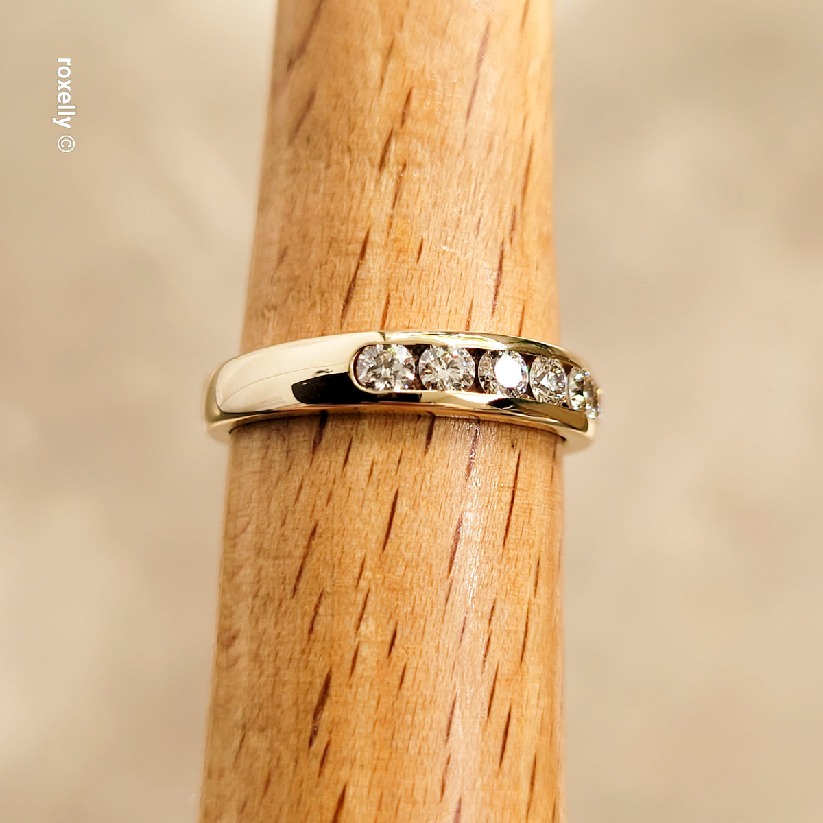 14K Yellow Gold Genuine Diamonds Band Ring Size 6.5 - Solid Gold