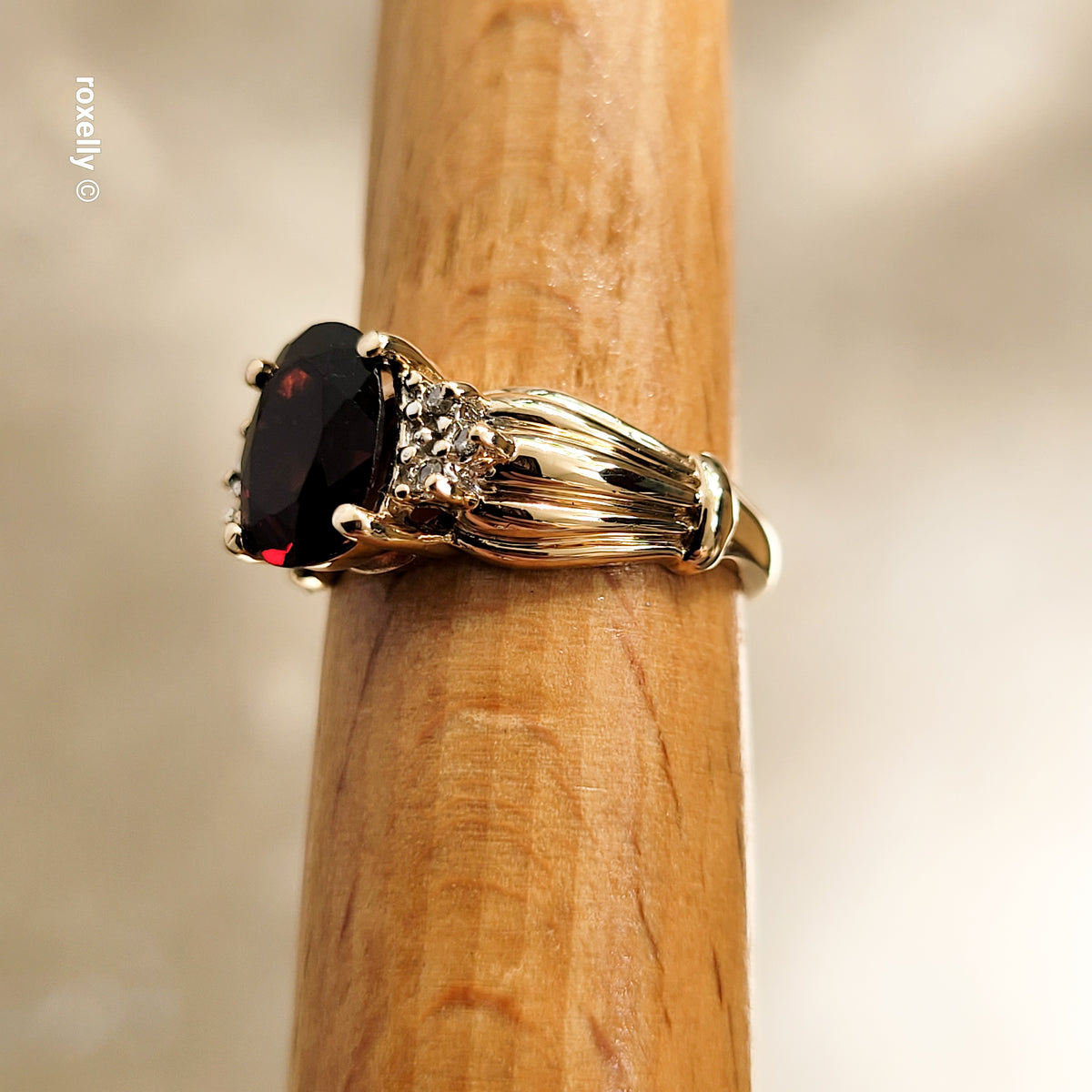 14K Yellow Gold Garnet and Genuine Diamonds Ring Size 5.5 - Solid Gold