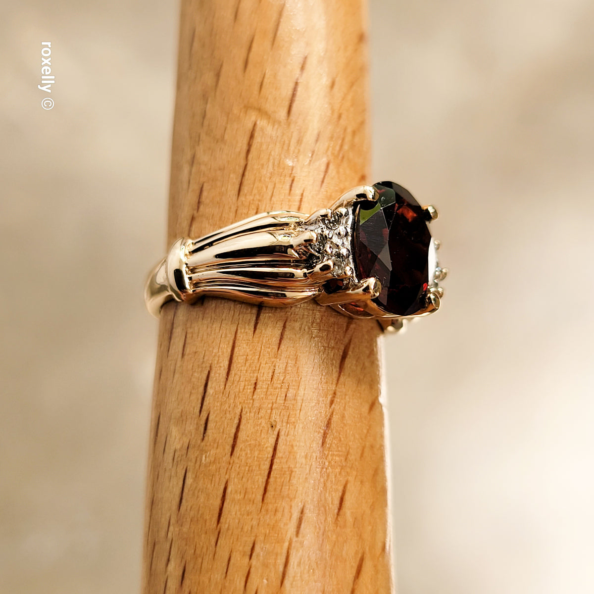 14K Yellow Gold Garnet and Genuine Diamonds Ring Size 5.5 - Solid Gold