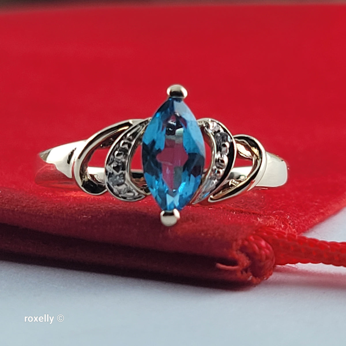 10K Yellow Gold Blue Topaz and Genuine Diamonds Ring Size 6.5 - Solid Gold