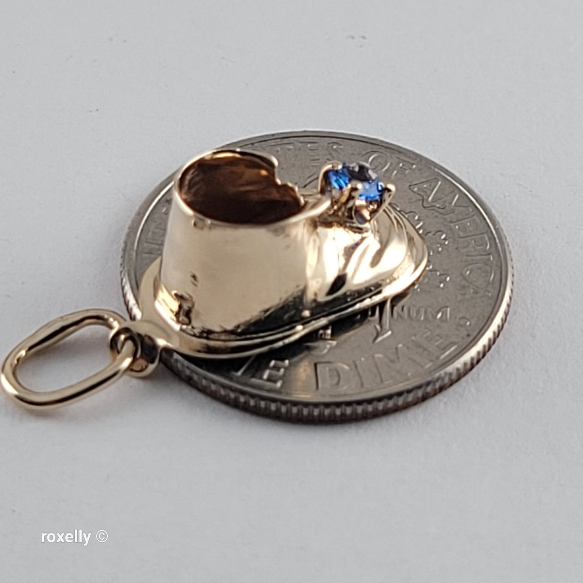 Vintage 14K Yellow Gold Blue Sapphire & Baby Booty Shoe Charm - Solid Gold